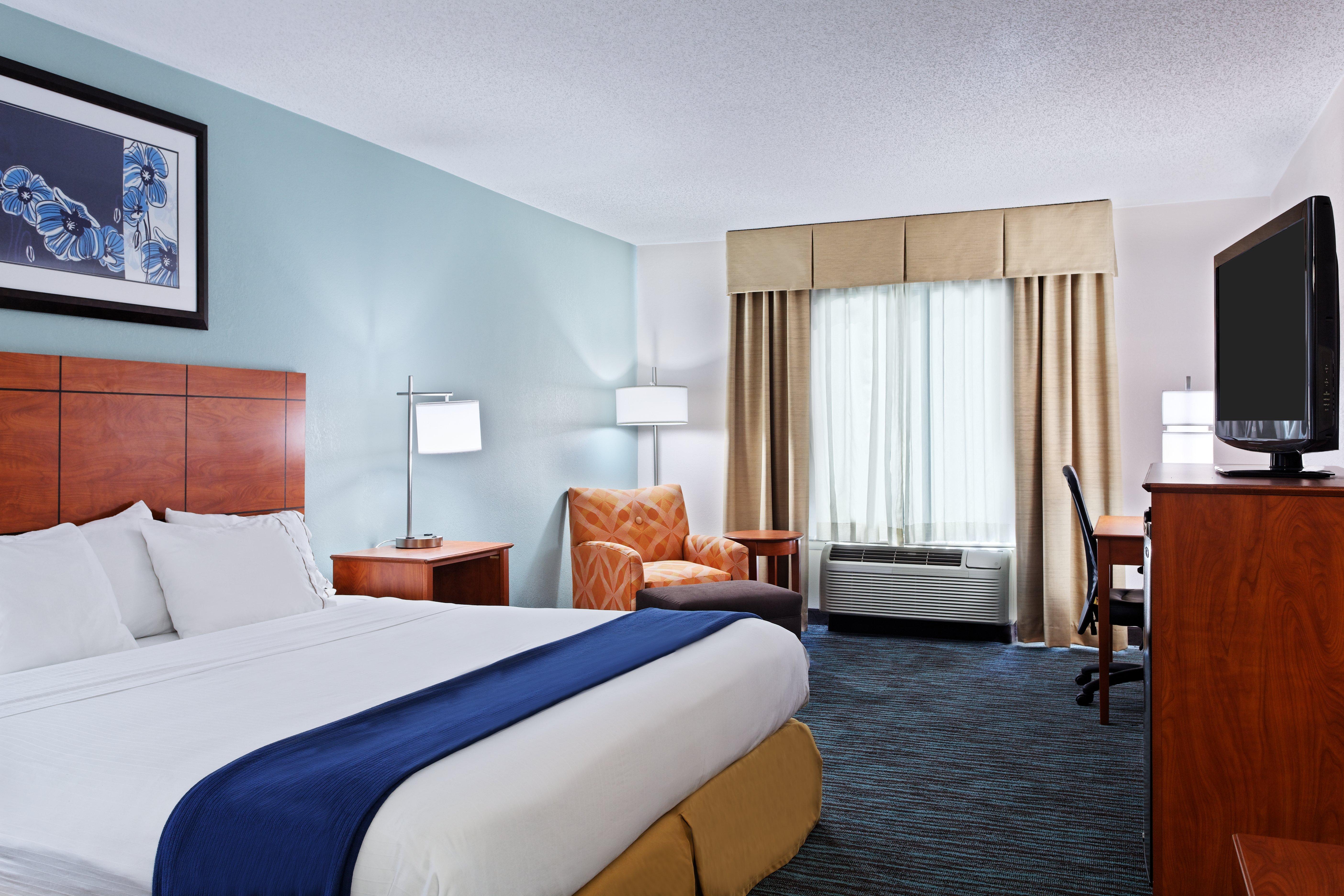 Holiday Inn Express Richmond-Brandermill-Hull Street By Ihg Exterior photo