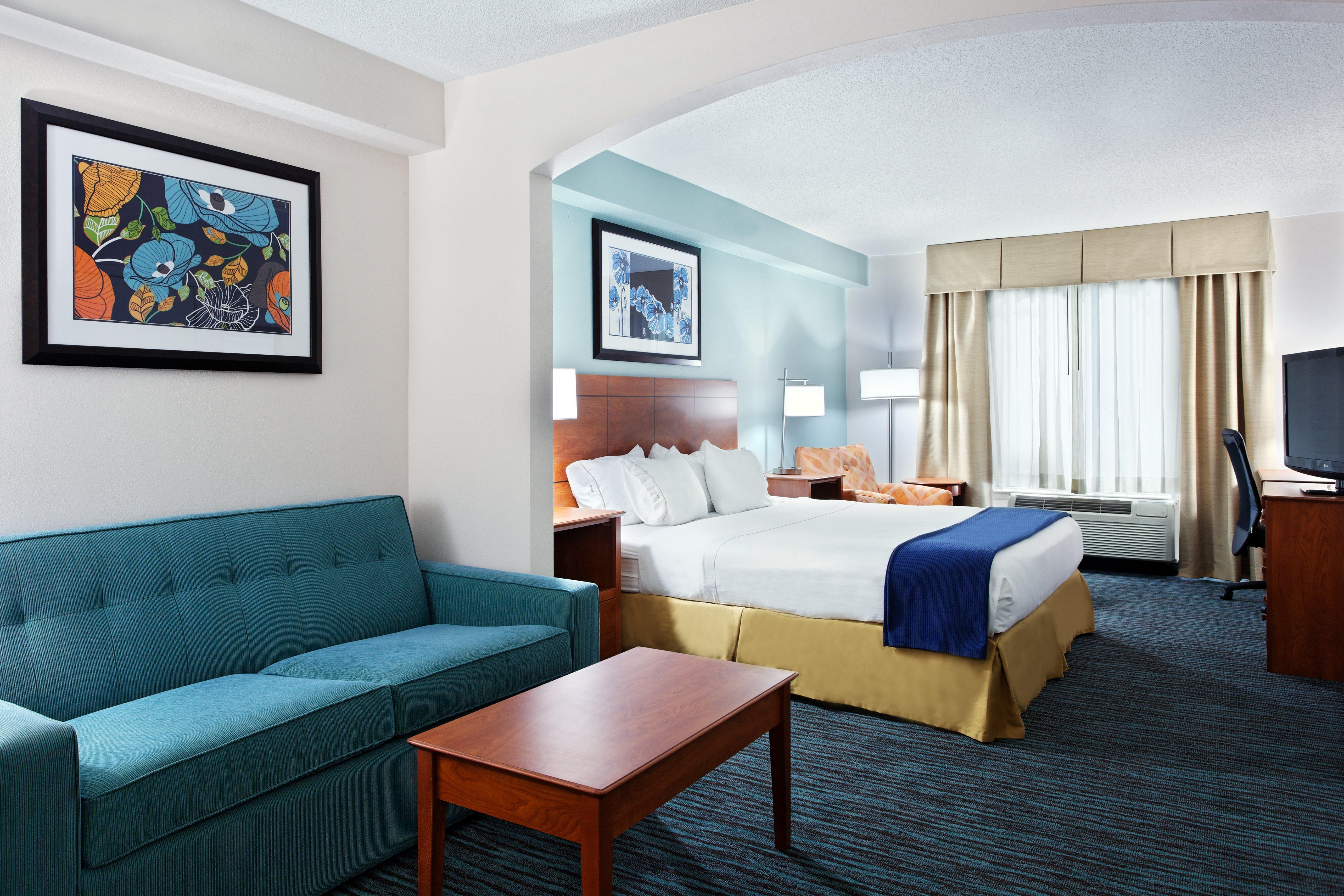 Holiday Inn Express Richmond-Brandermill-Hull Street By Ihg Exterior photo